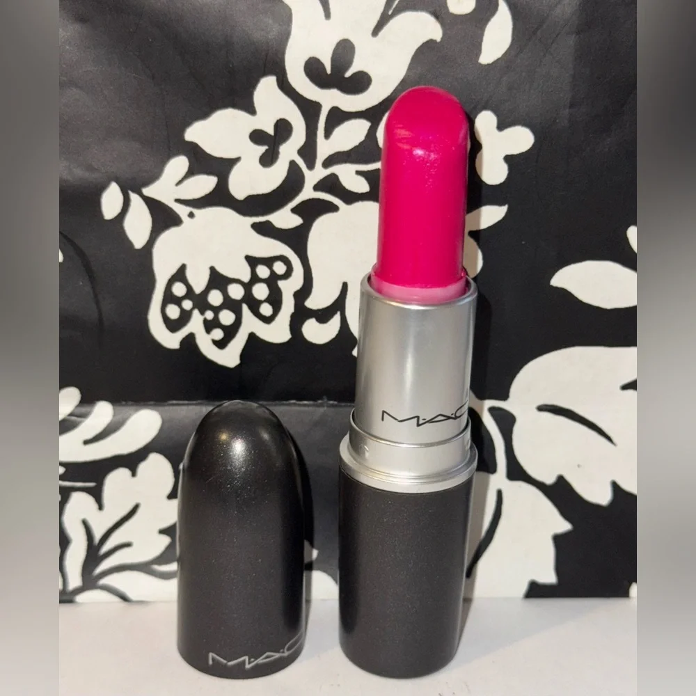 MAC Pink Poodle Lipstick